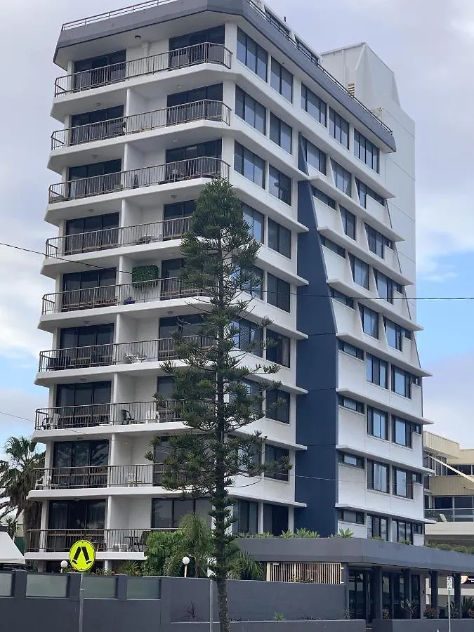 Aries Holiday Apartments Gold Coast